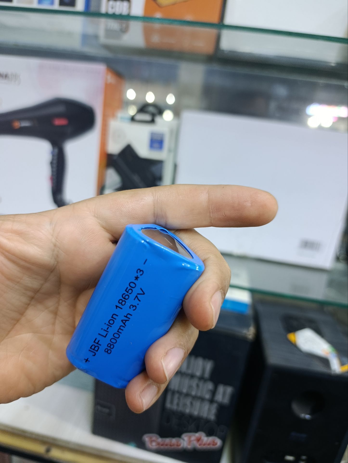 پک 3 عددی باتری لیتیوم یون 3.7v سایز 18650 سرتخت 8600mAh
